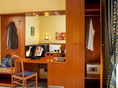 ***  Hotel Jonico Roma İtalya